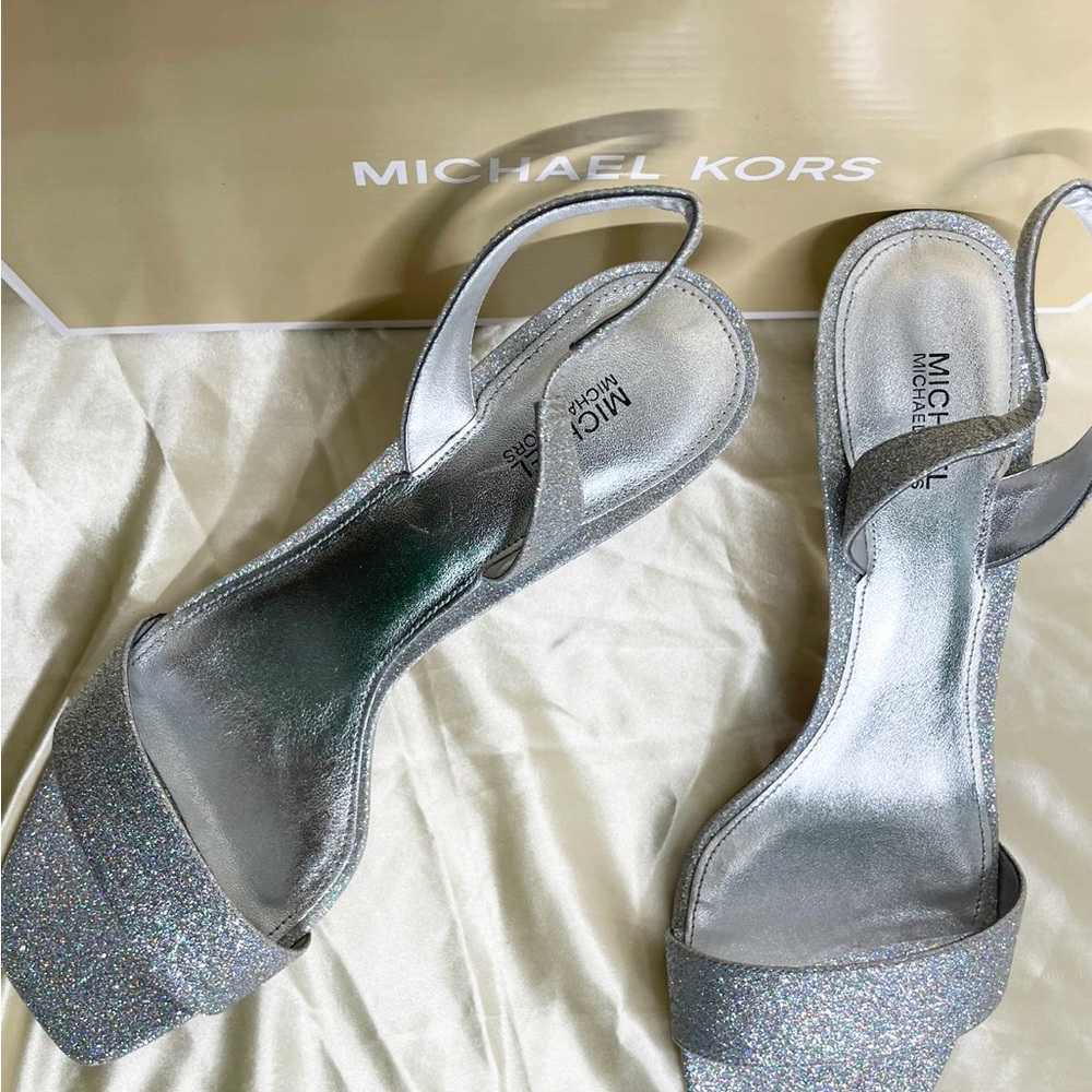 Michael Kors women Sz 91/2 slippers heels silver shiny glitter Michael Kors - Picture 3 of 5